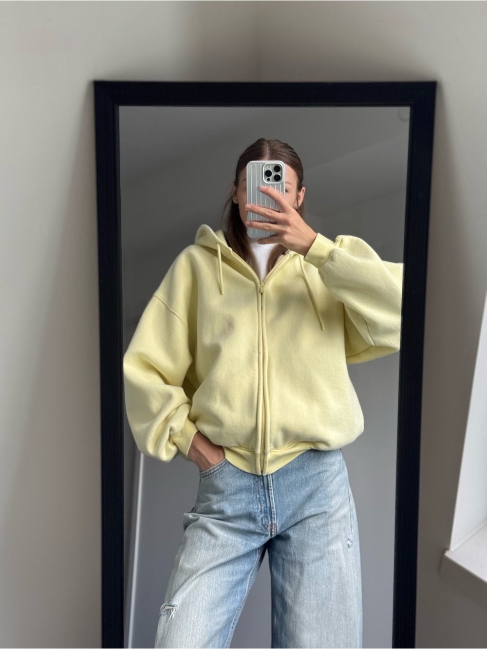 Aritzia Cozy Sweatfleece Mega Zip Hoodie Limite Edition Butter Yellow